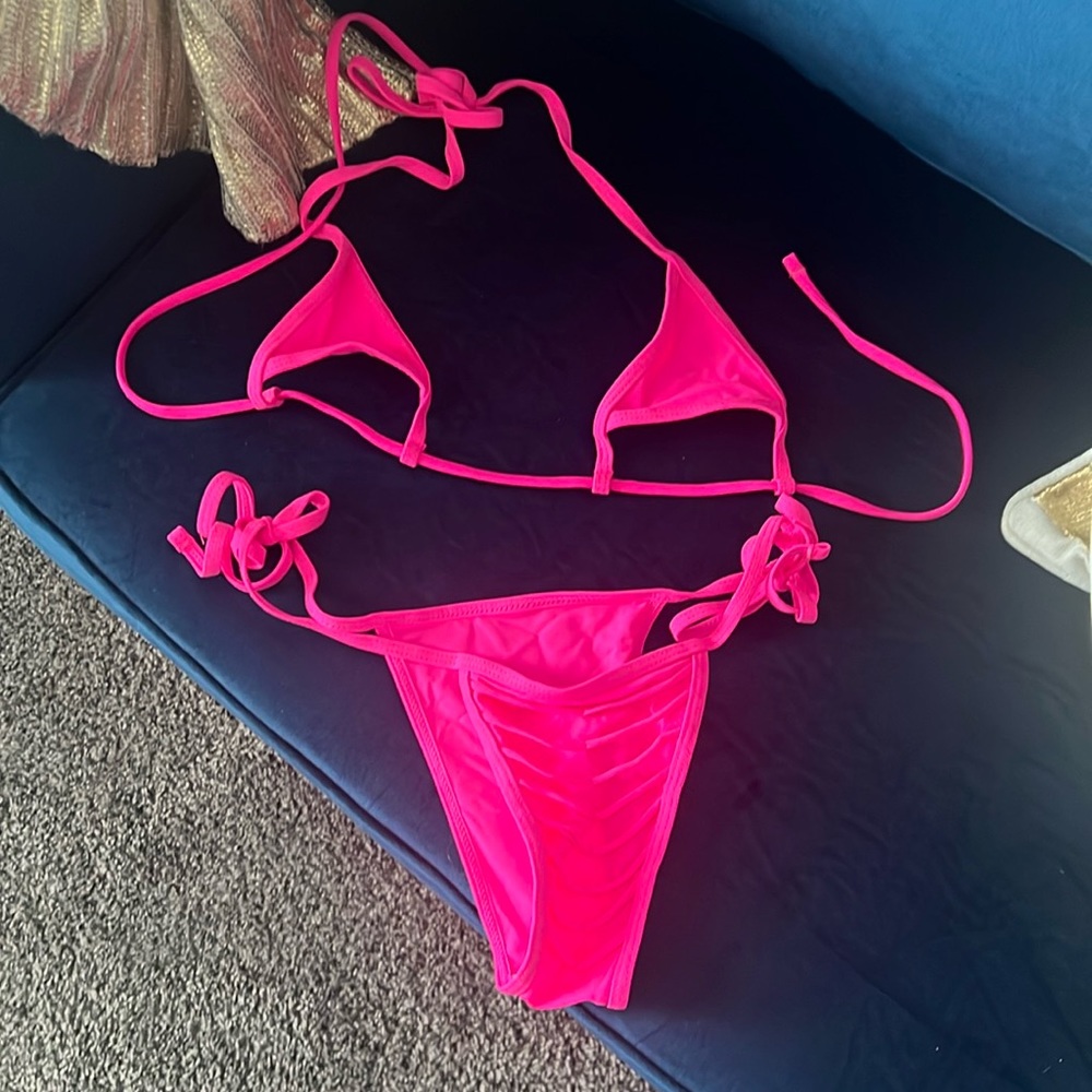 Bikini medium new bright pink